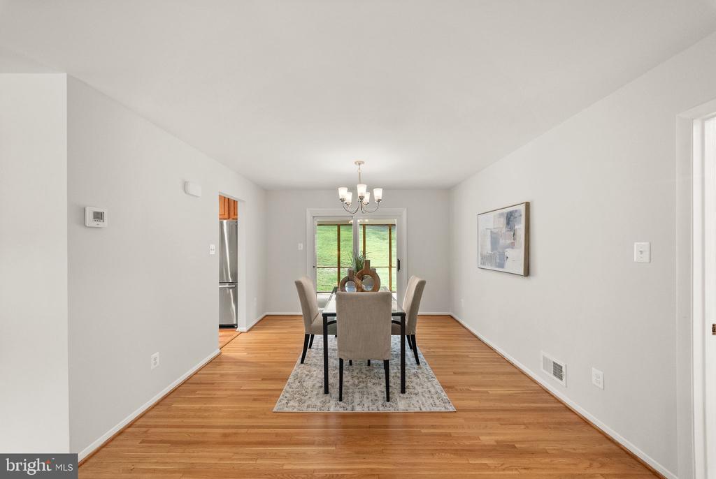 4426 ROCKCREST DRIVE