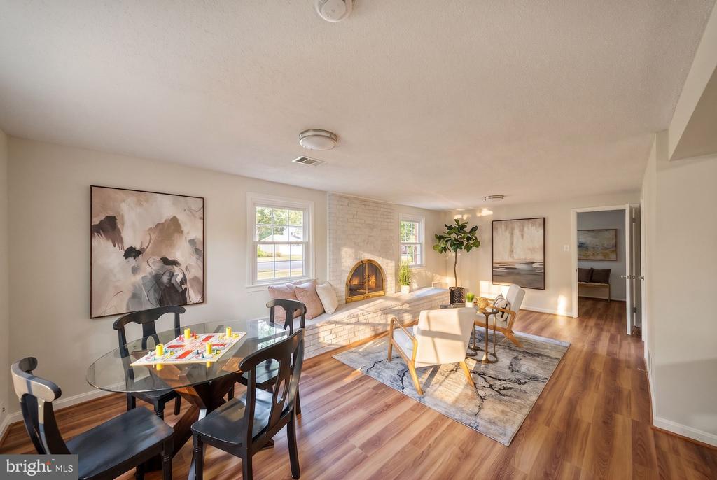 4426 ROCKCREST DRIVE