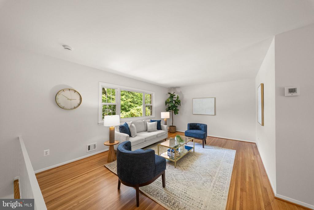 4426 ROCKCREST DRIVE