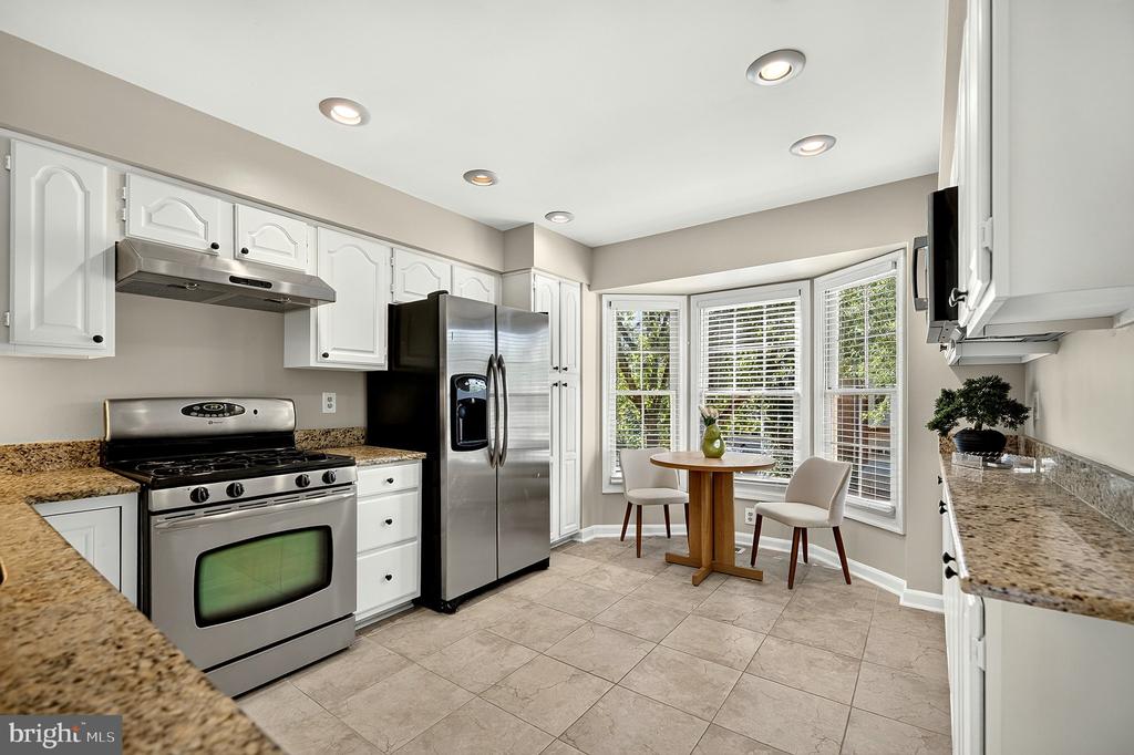 8006 TREVOR PLACE