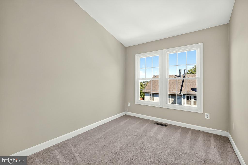 8006 TREVOR PLACE