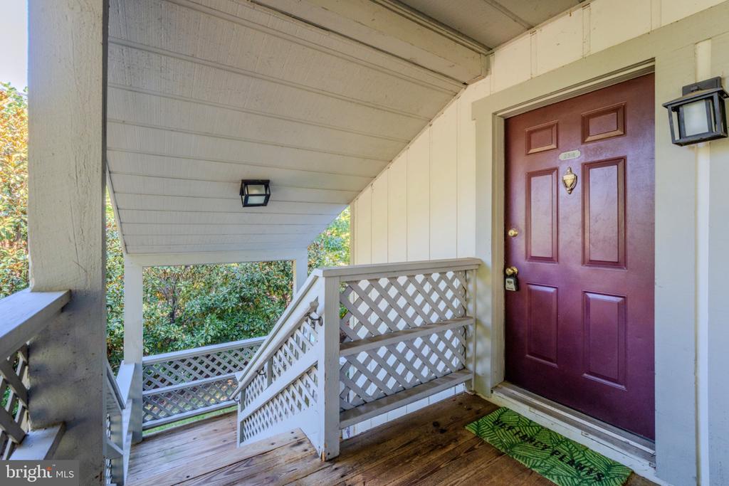 2318 HUNTERS RUN DRIVE Unit: 2318