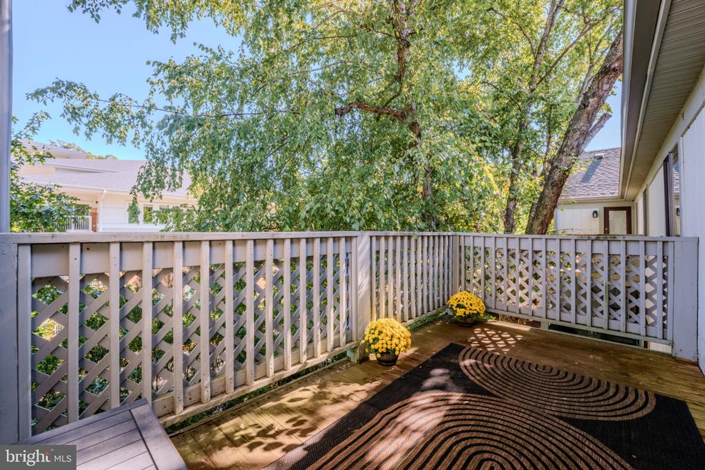 2318 HUNTERS RUN DRIVE Unit: 2318