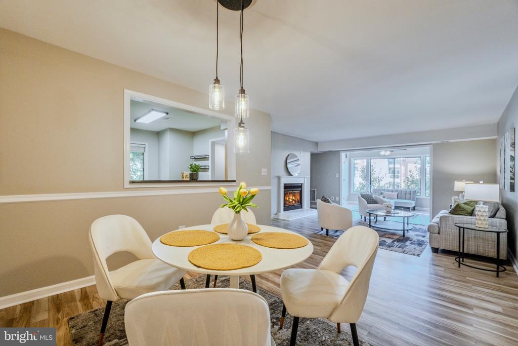 2318 HUNTERS RUN DRIVE Unit: 2318