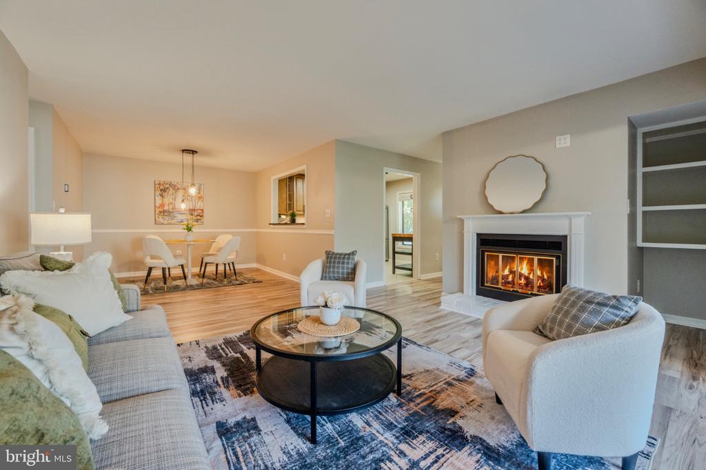 2318 HUNTERS RUN DRIVE Unit: 2318