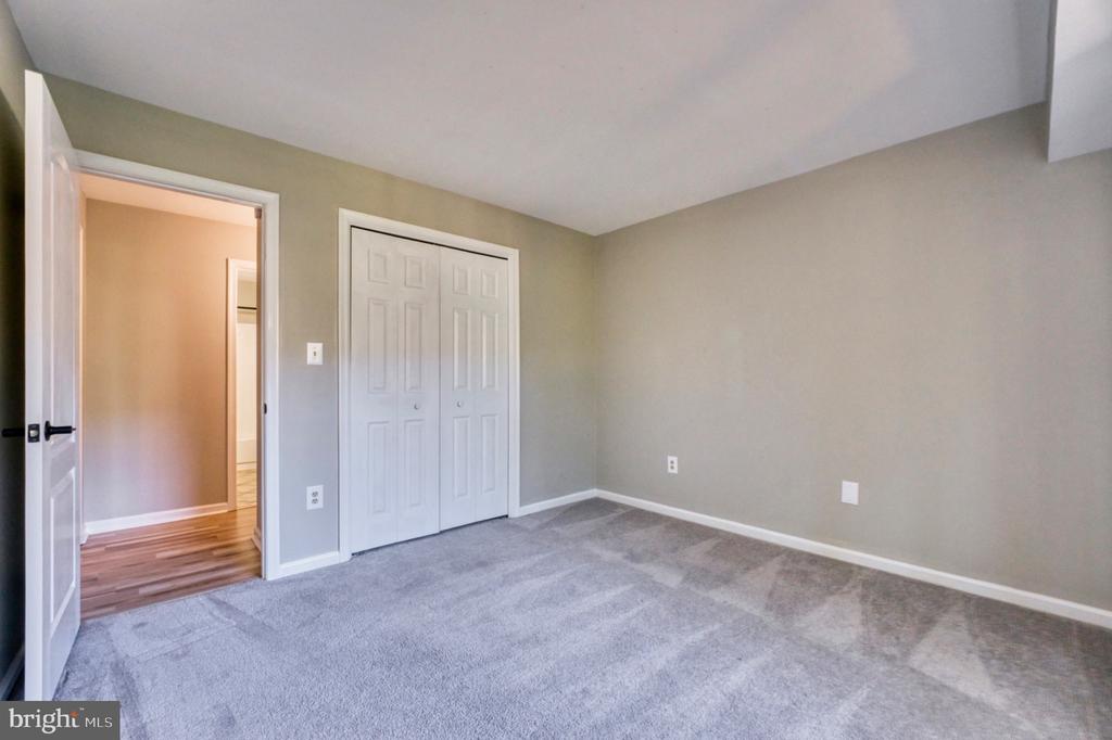 2318 HUNTERS RUN DRIVE Unit: 2318