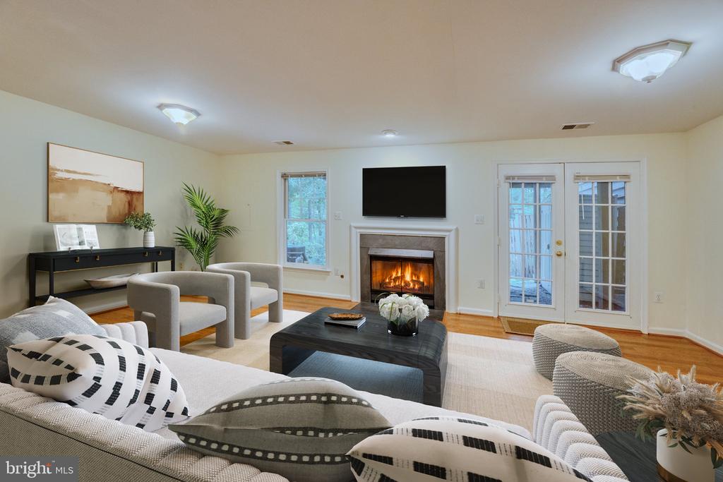 1213 WEATHERSTONE COURT