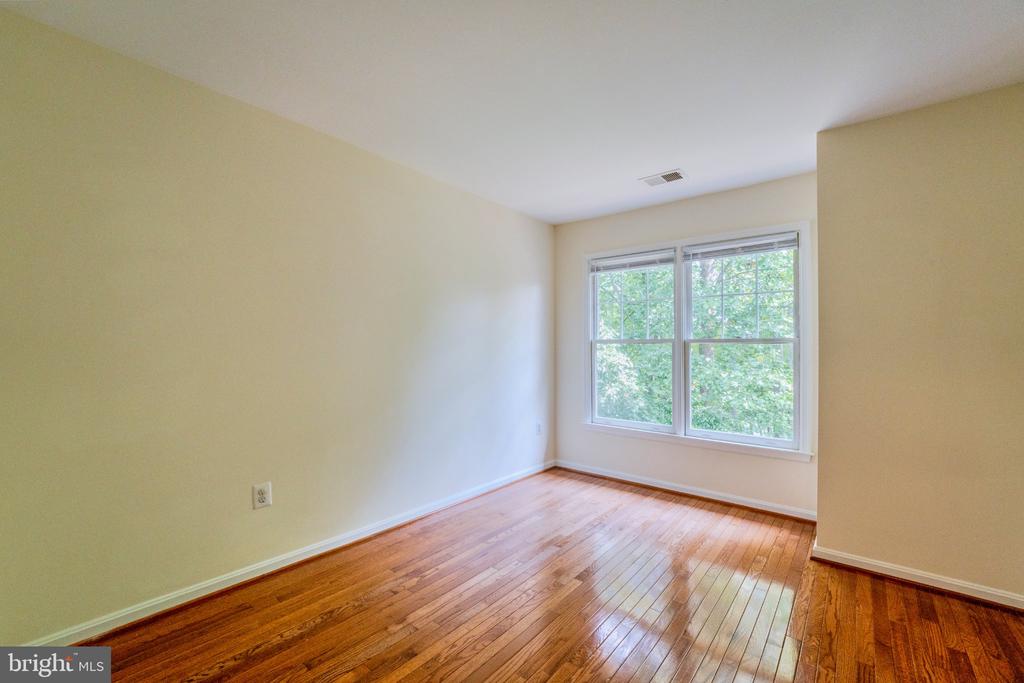 1213 WEATHERSTONE COURT