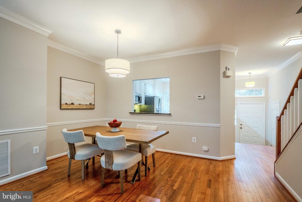 1213 WEATHERSTONE COURT