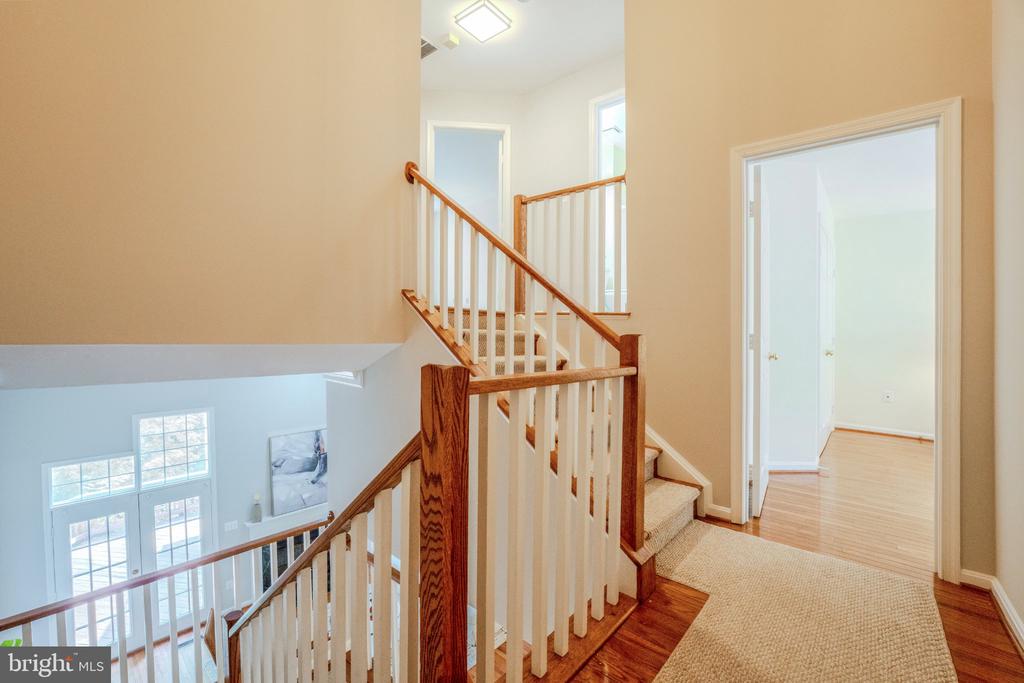 1213 WEATHERSTONE COURT