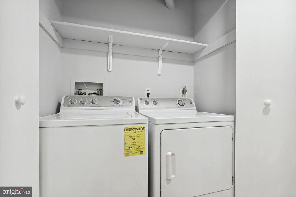 1635 PARKCREST CIRCLE Unit: 8D/201