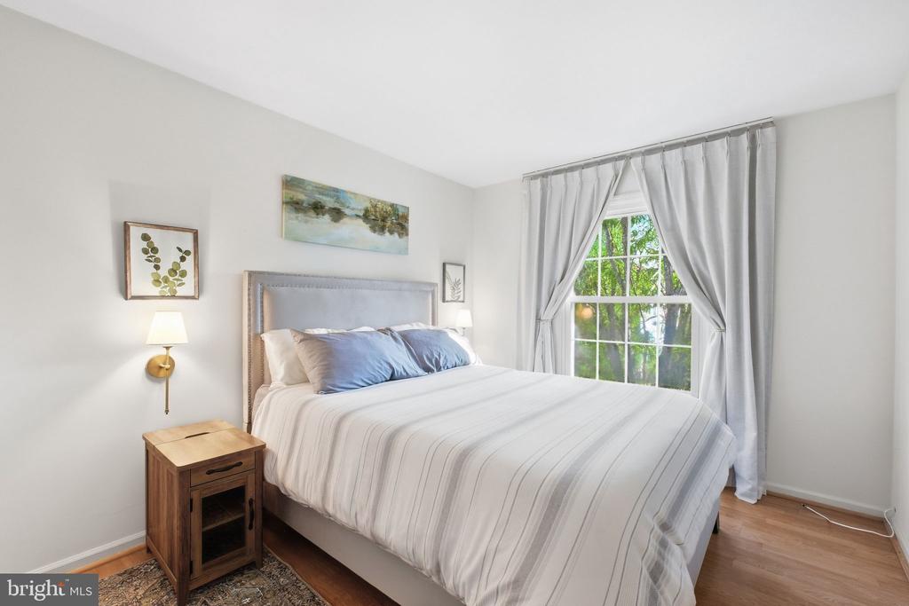 4528 SHOAL CREEK COURT
