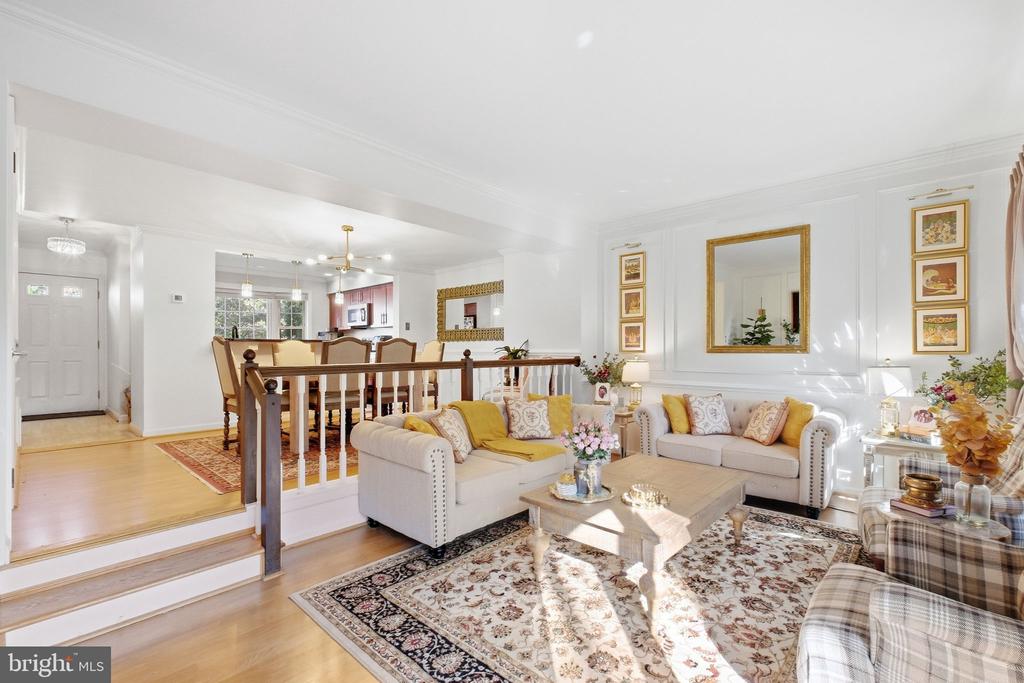 4528 SHOAL CREEK COURT