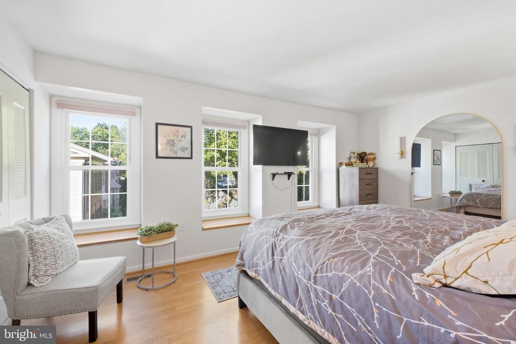 4528 SHOAL CREEK COURT