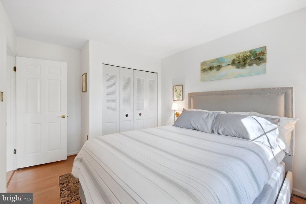 4528 SHOAL CREEK COURT