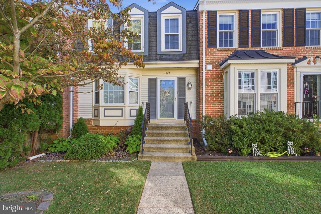 4528 SHOAL CREEK COURT