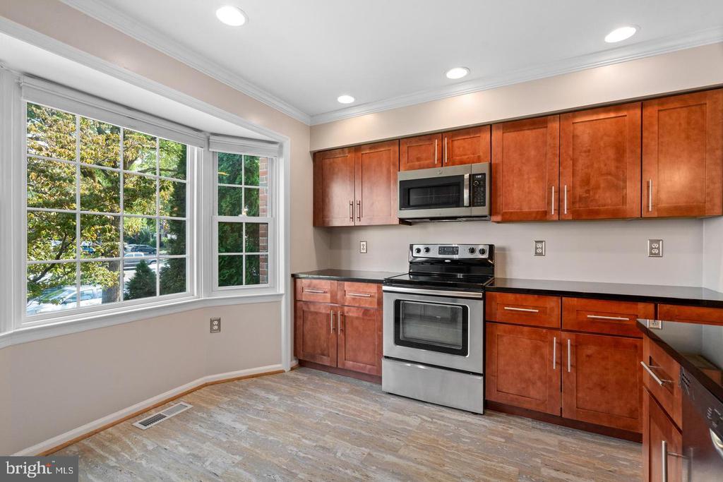 4528 SHOAL CREEK COURT