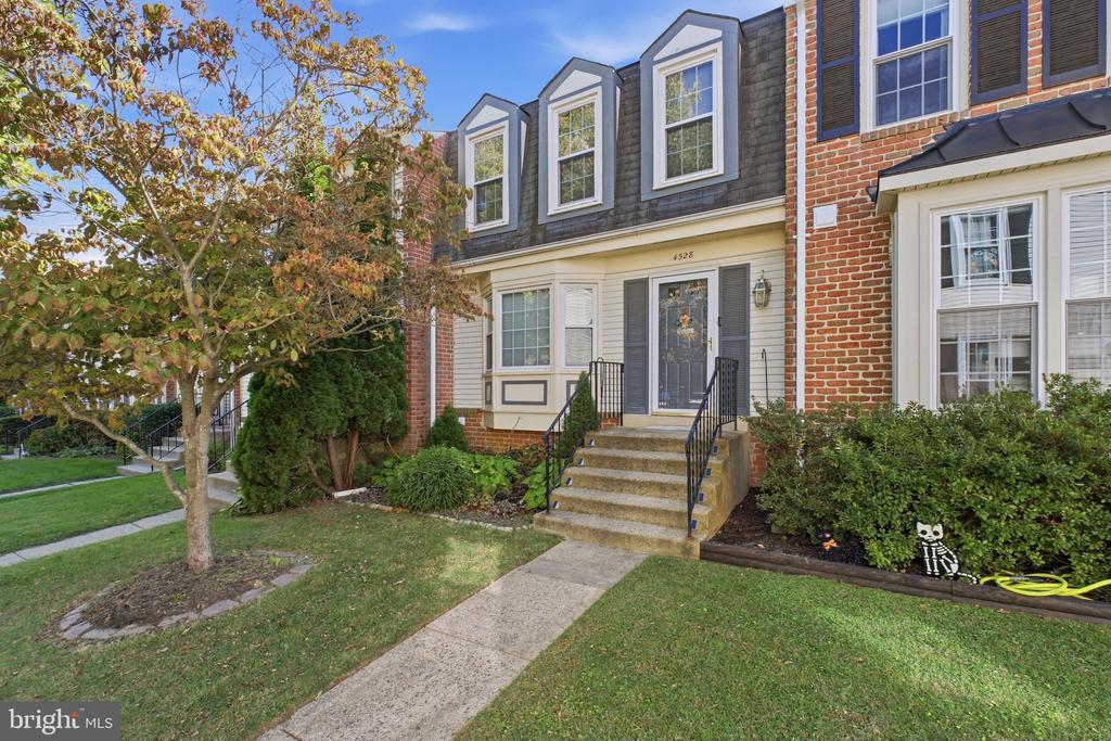 4528 SHOAL CREEK COURT