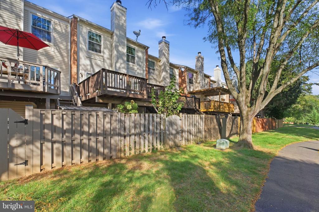 4528 SHOAL CREEK COURT