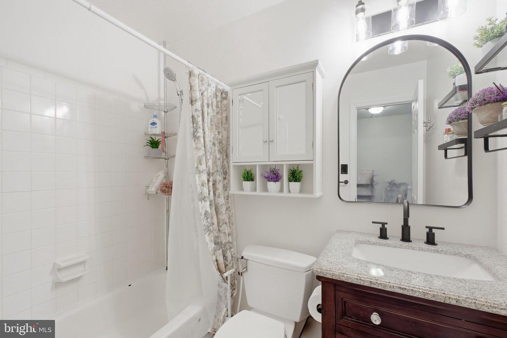 4528 SHOAL CREEK COURT