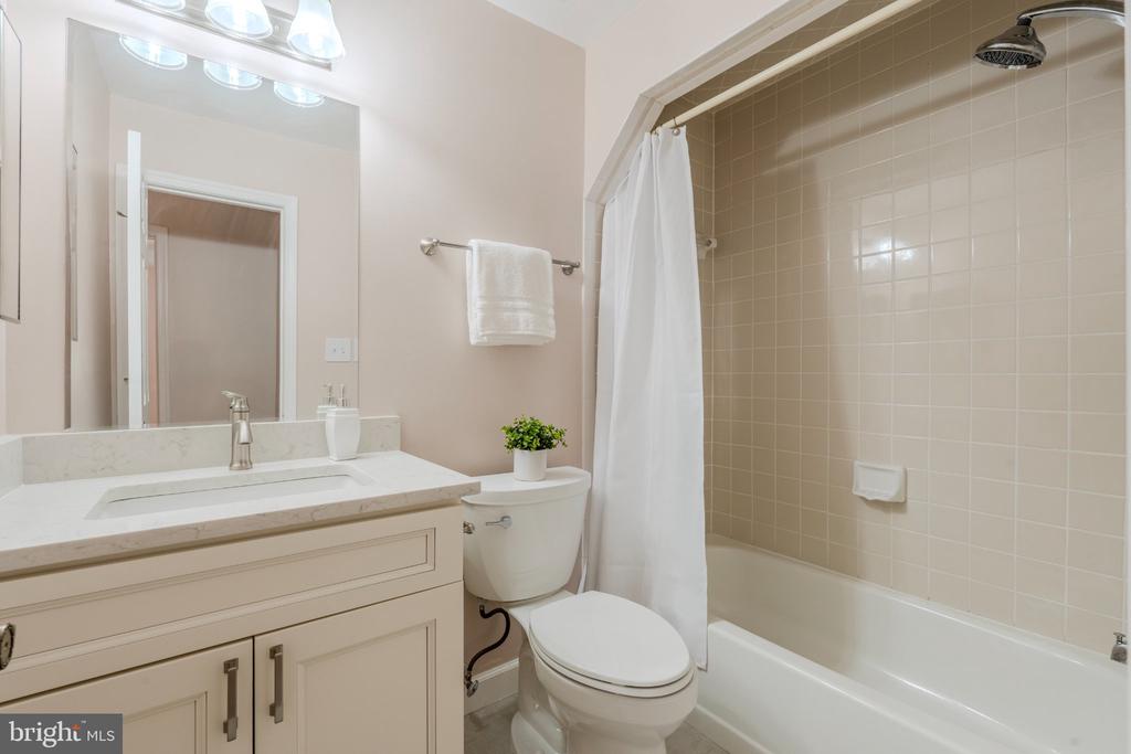 12504 SWEET LEAF TERRACE