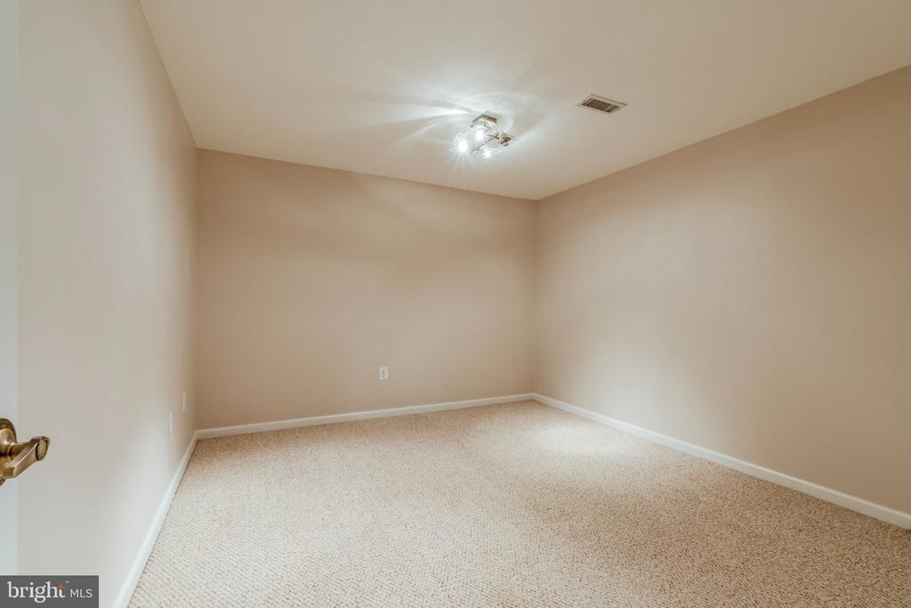 12504 SWEET LEAF TERRACE