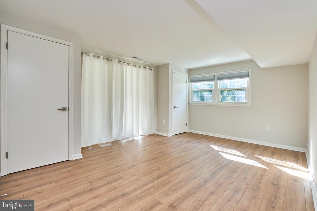 2807 SCHAFFLIND COURT