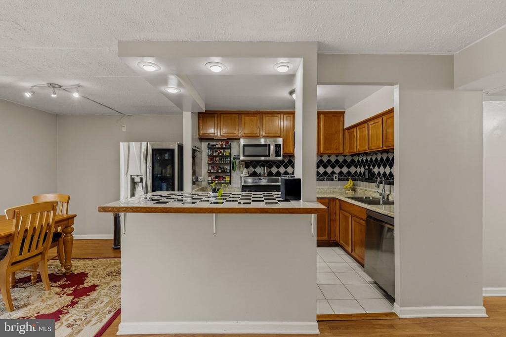 2638 FORT FARNSWORTH ROAD Unit: 118