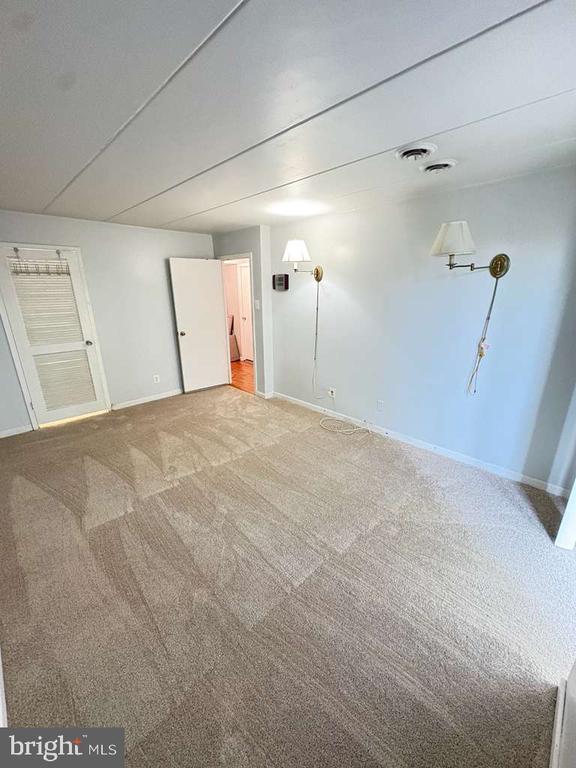 2638 FORT FARNSWORTH ROAD Unit: 118