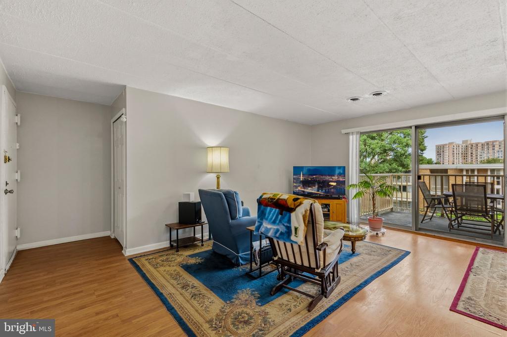 2638 FORT FARNSWORTH ROAD Unit: 118