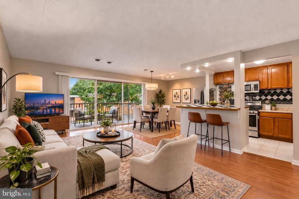 2638 FORT FARNSWORTH ROAD Unit: 118