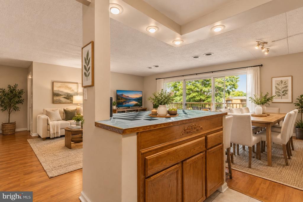 2638 FORT FARNSWORTH ROAD Unit: 118
