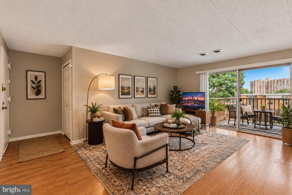 2638 FORT FARNSWORTH ROAD Unit: 118