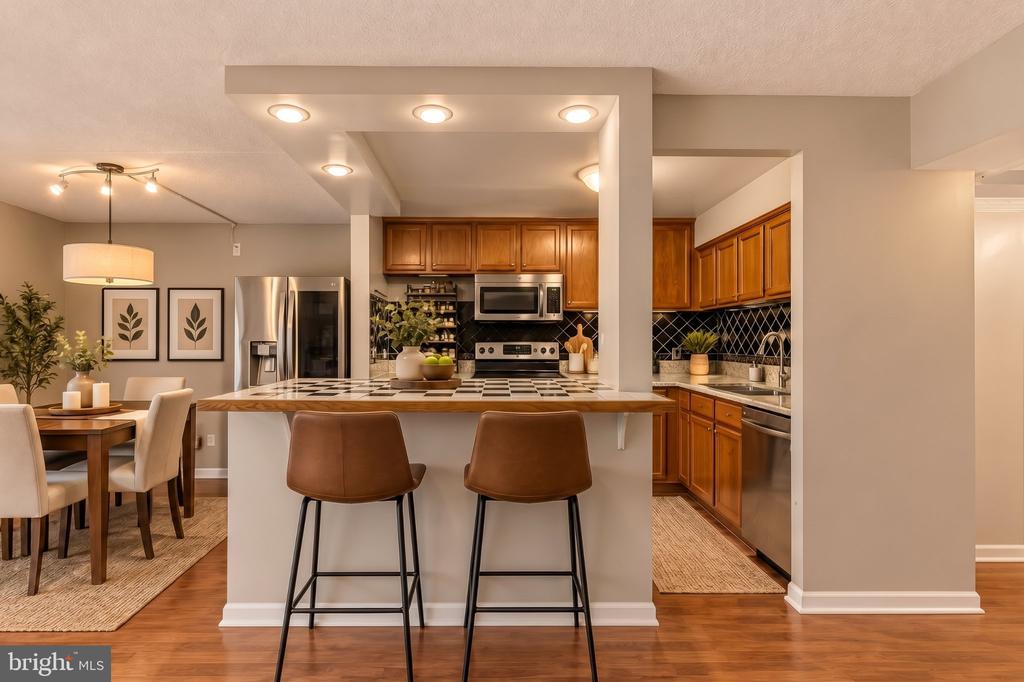 2638 FORT FARNSWORTH ROAD Unit: 118