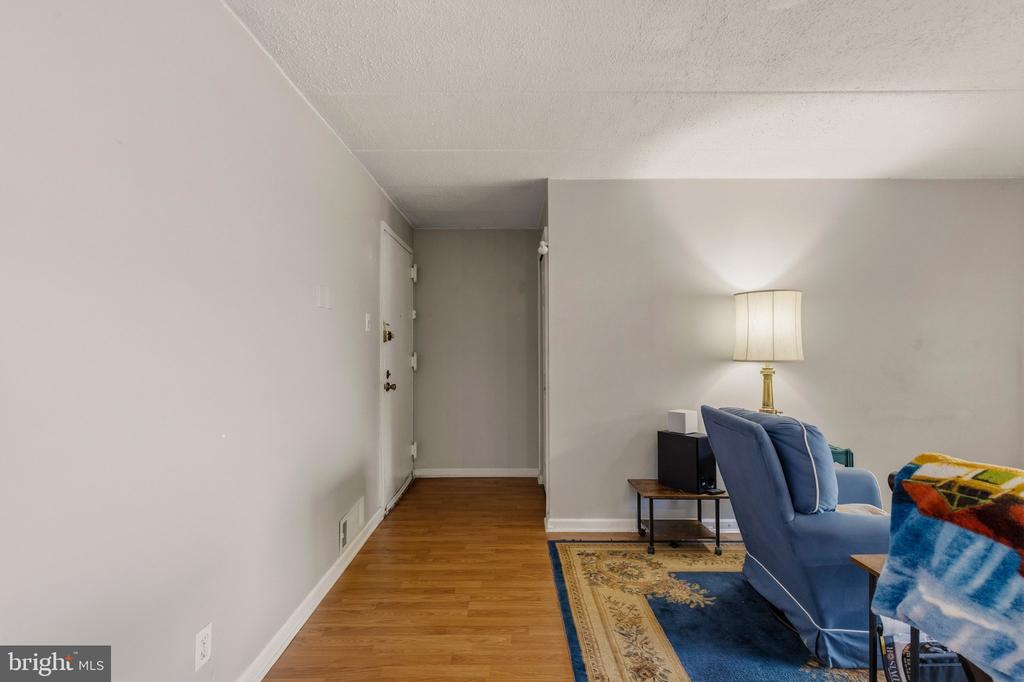 2638 FORT FARNSWORTH ROAD Unit: 118