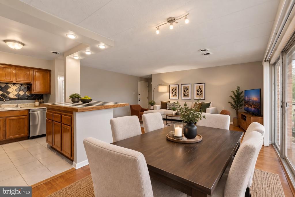 2638 FORT FARNSWORTH ROAD Unit: 118
