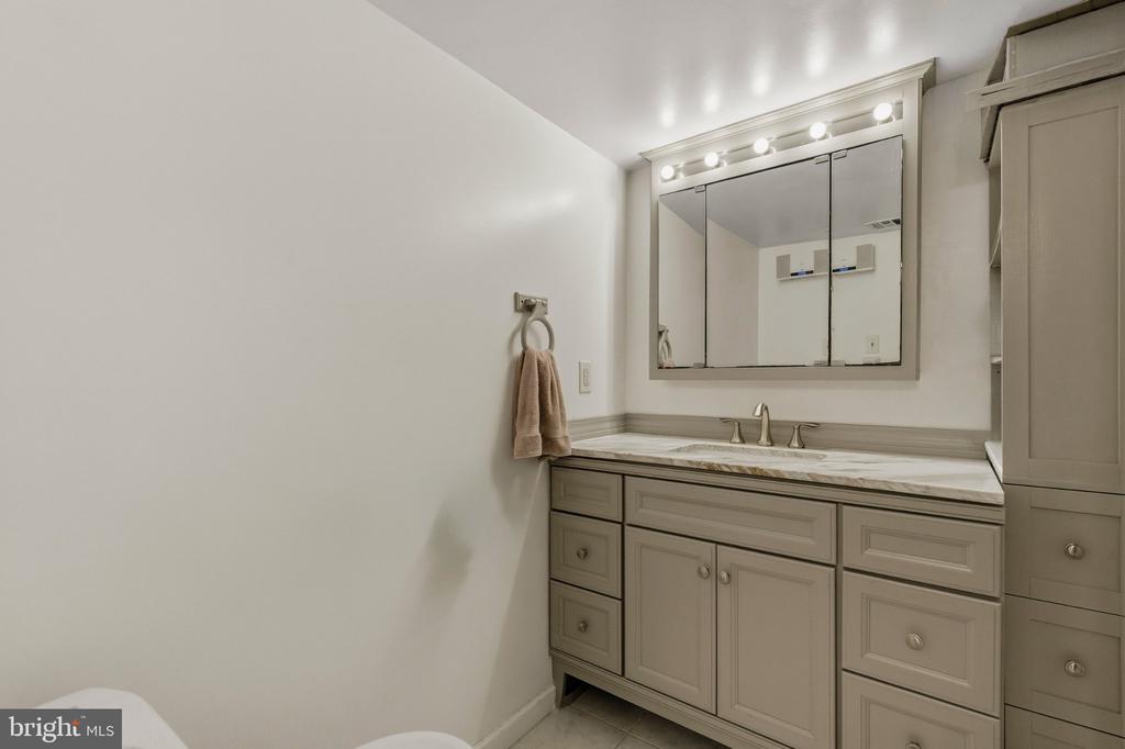 2638 FORT FARNSWORTH ROAD Unit: 118