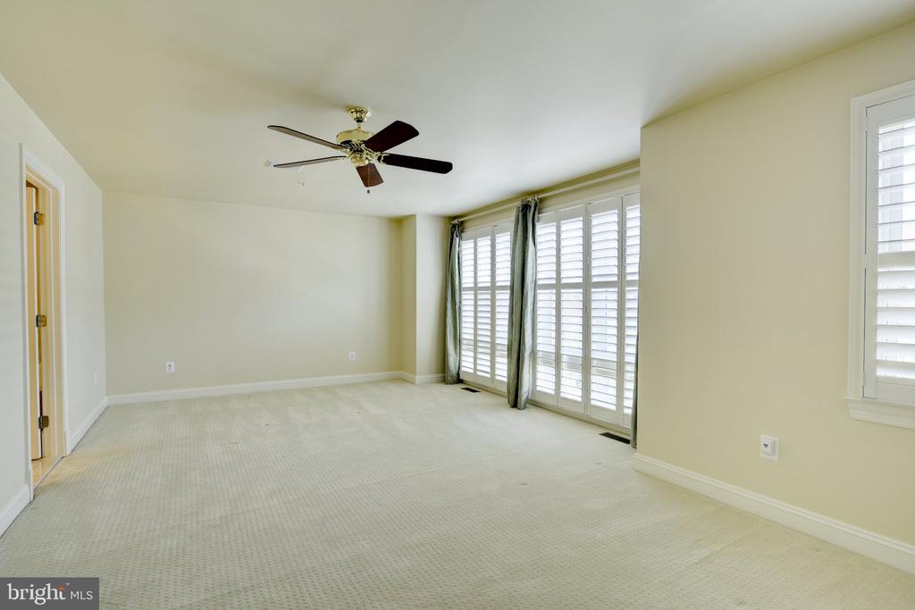 12198 CHANCERY STATION CIRCLE