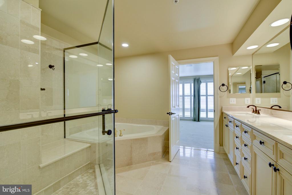 12198 CHANCERY STATION CIRCLE