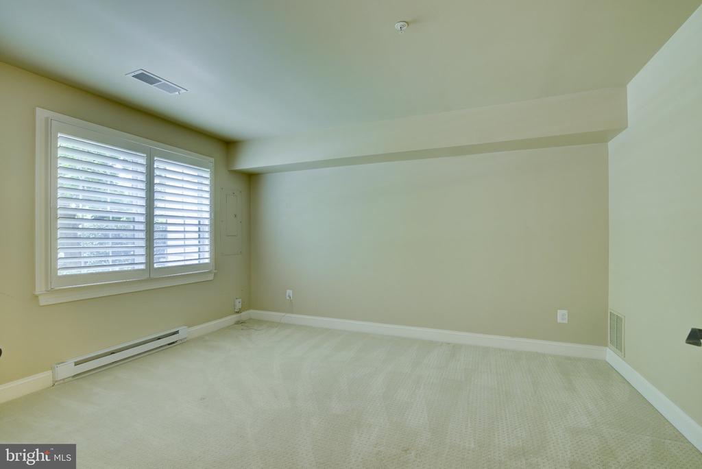 12198 CHANCERY STATION CIRCLE