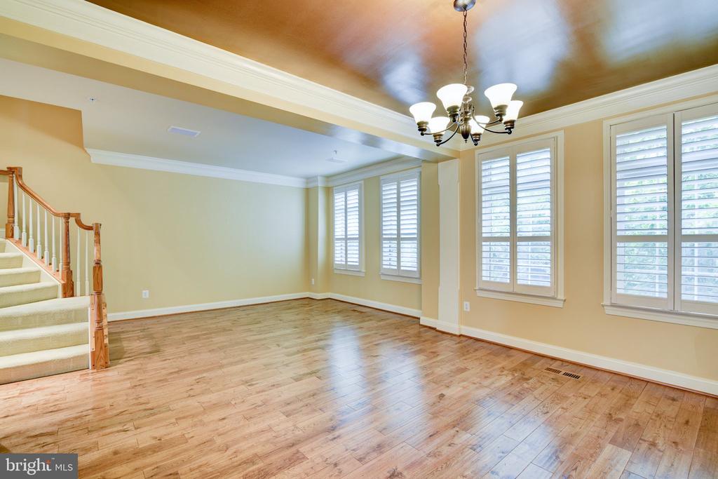 12198 CHANCERY STATION CIRCLE