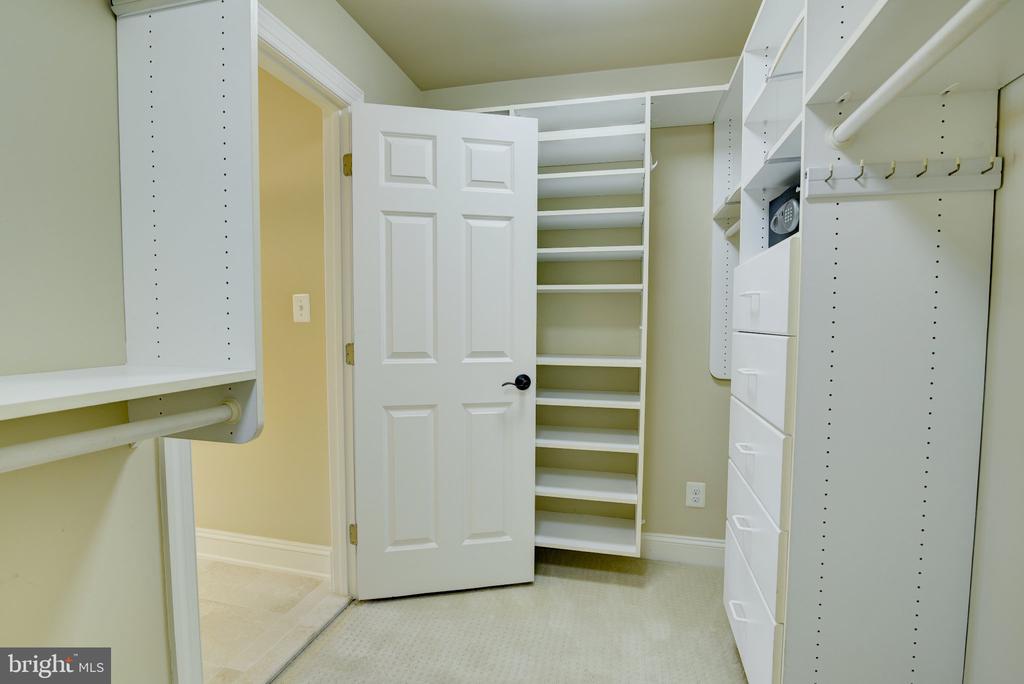 12198 CHANCERY STATION CIRCLE