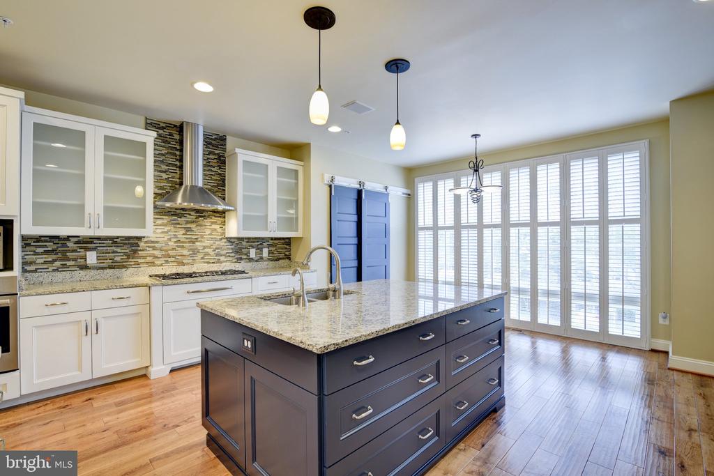 12198 CHANCERY STATION CIRCLE