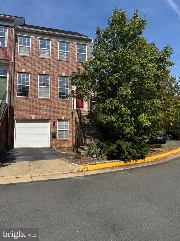 2519 JAMES MONROE CIRCLE