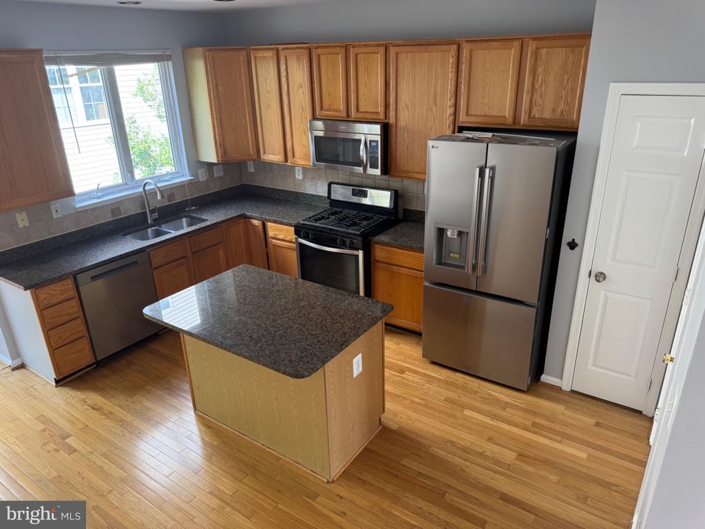 2519 JAMES MONROE CIRCLE