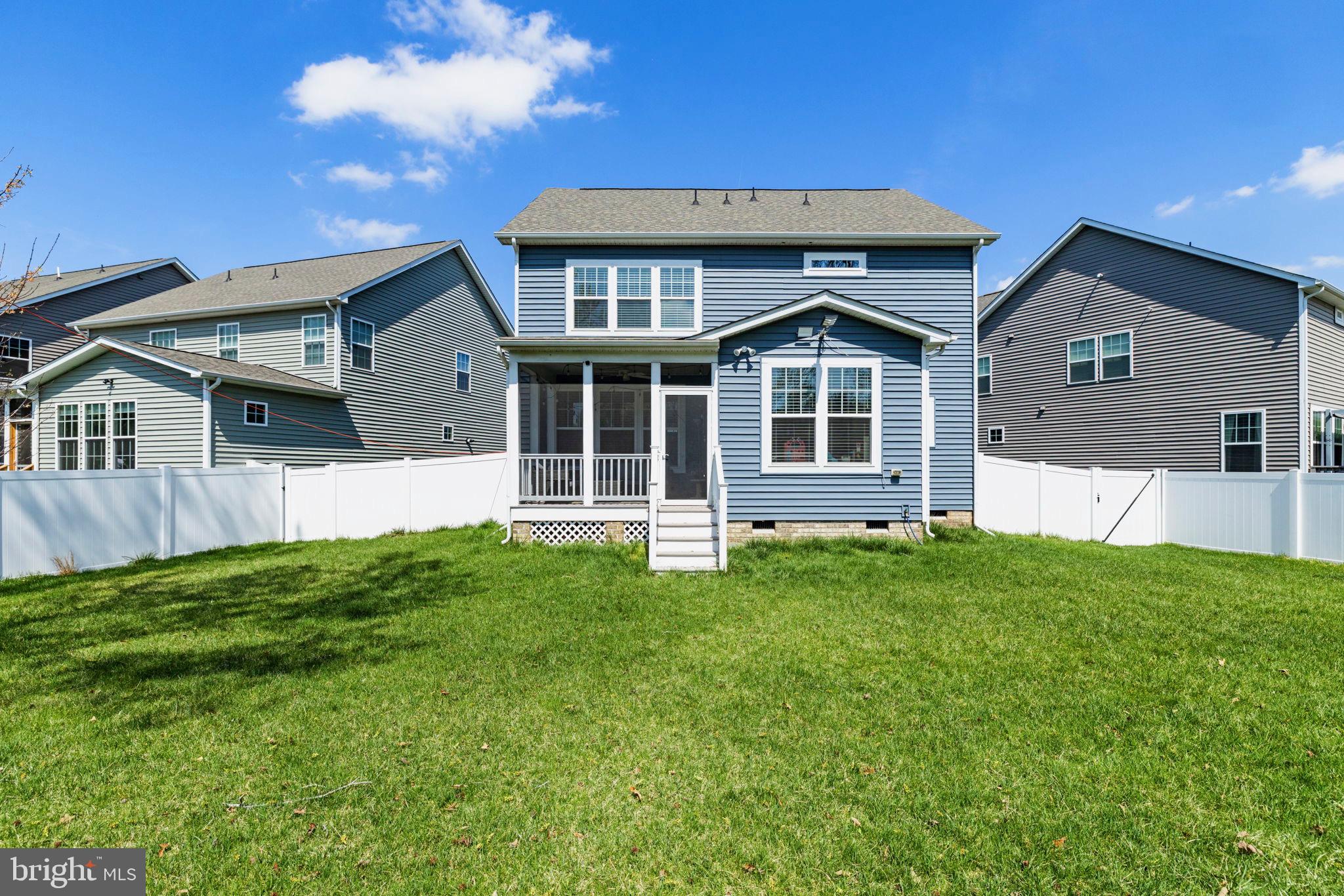 8117 LYMAN COURT