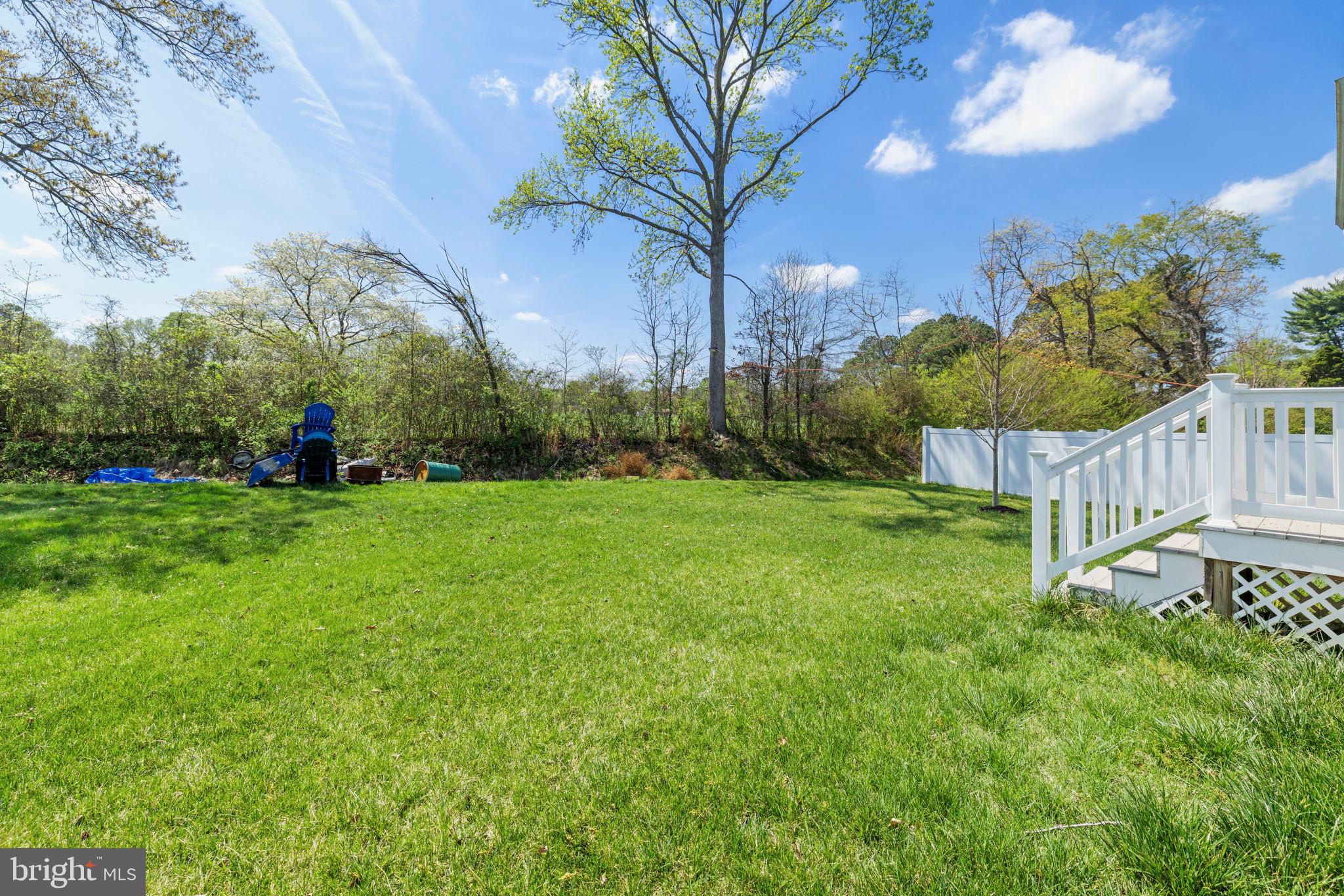 8117 LYMAN COURT