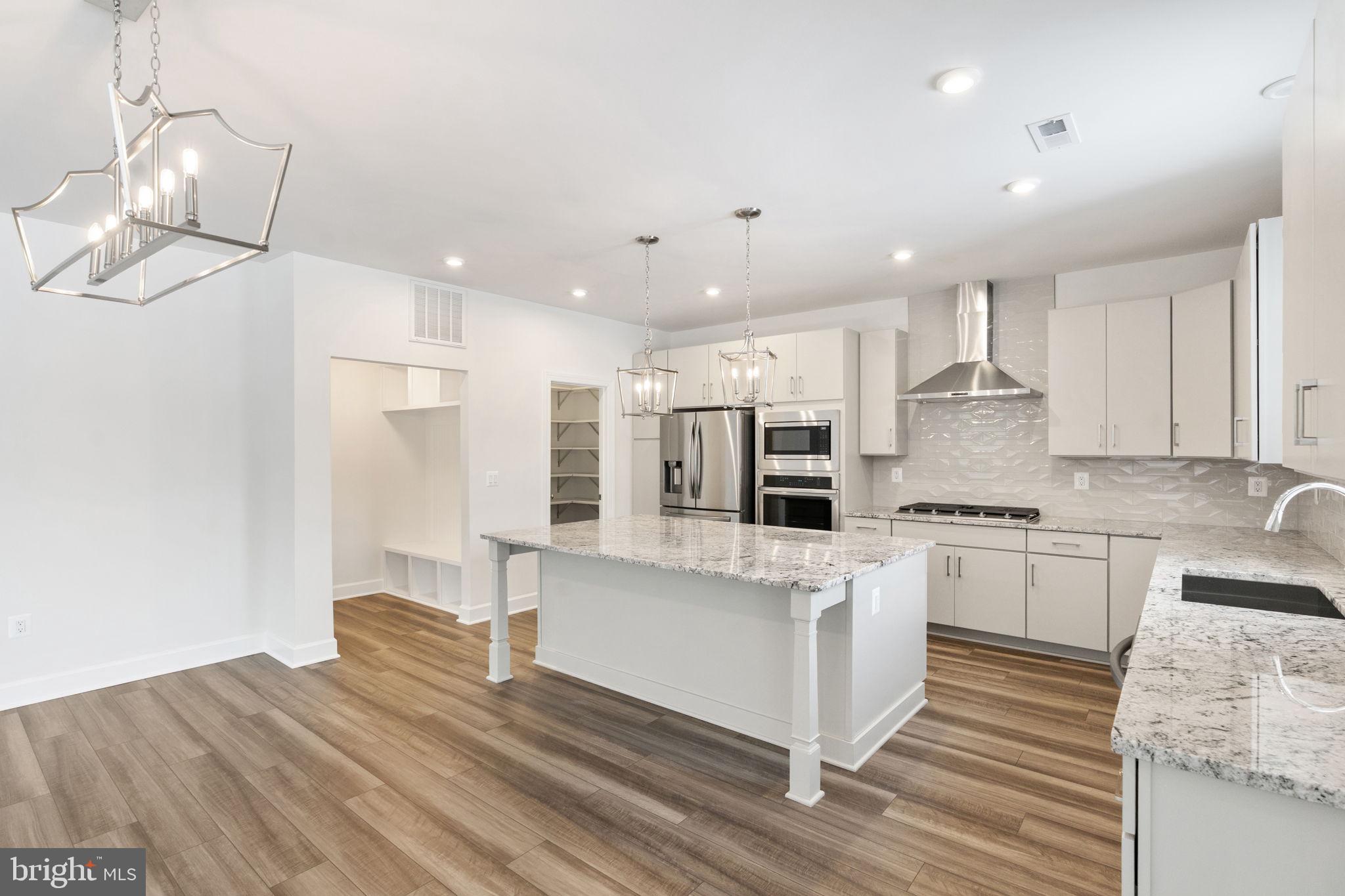 11568 CHAPMAN MILL DRIVE