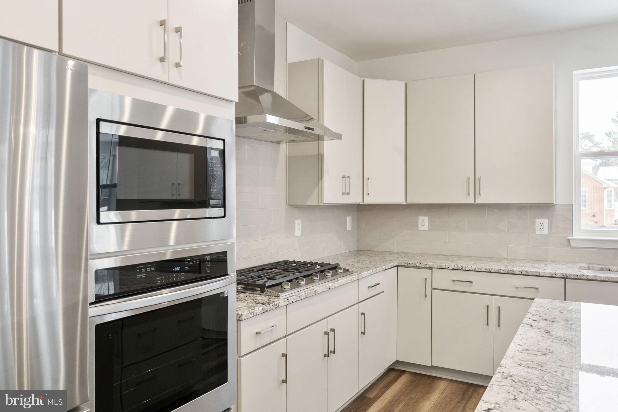 11568 CHAPMAN MILL DRIVE