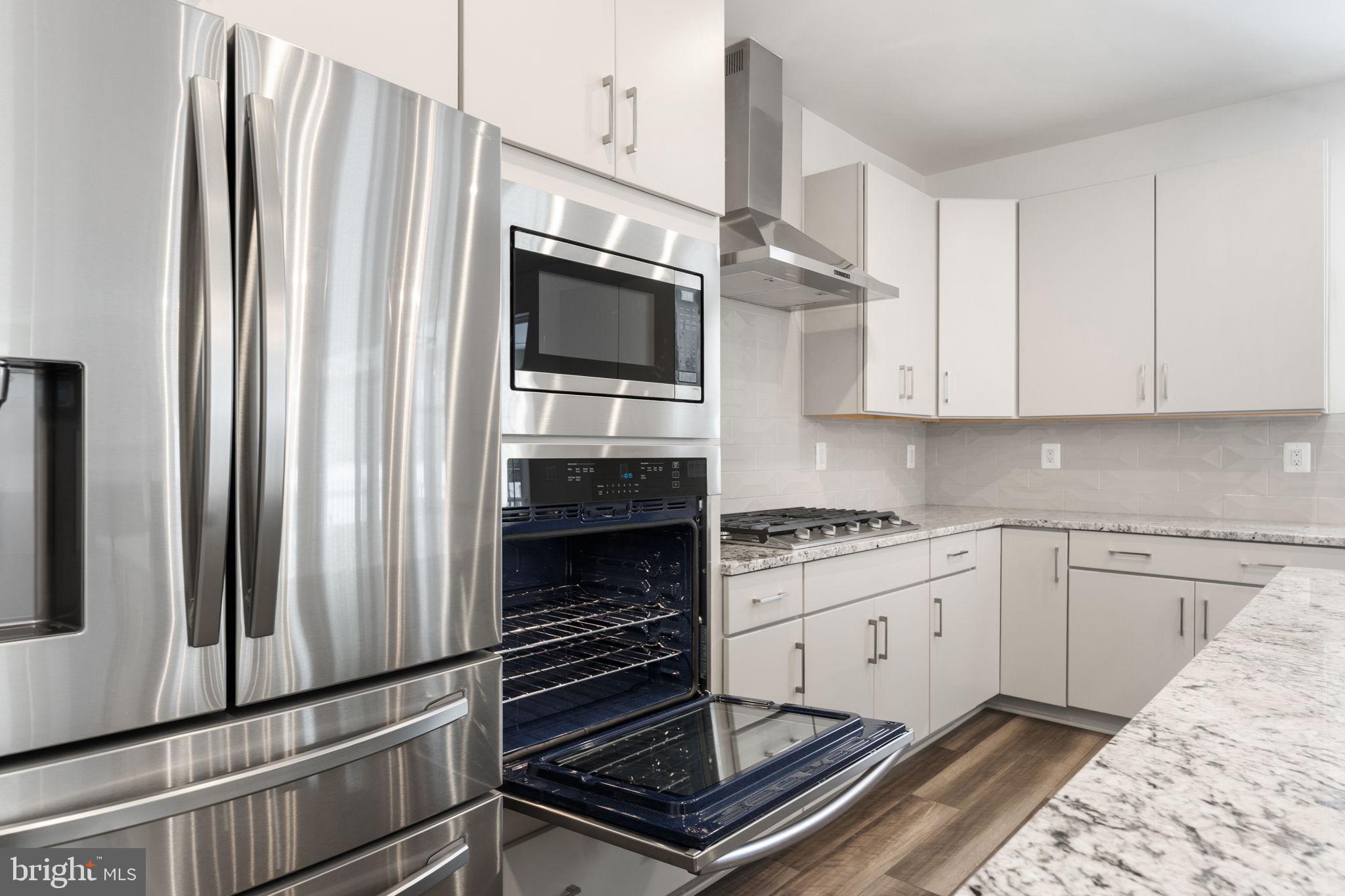 11568 CHAPMAN MILL DRIVE